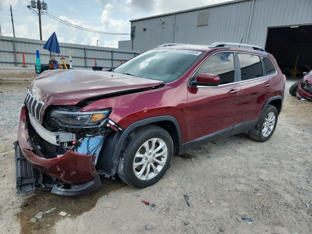 2019-Jeep-Cherokee-1C4PJLCB8KD302853-1
