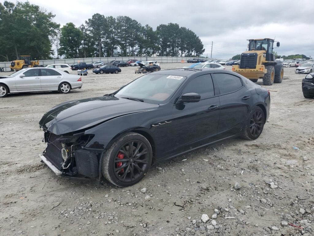 2019-Maserati-Ghibli-ZAM57YSA8K1323615-1